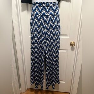 Zac & Rachel Blue and White Chevron Wide Leg Pants